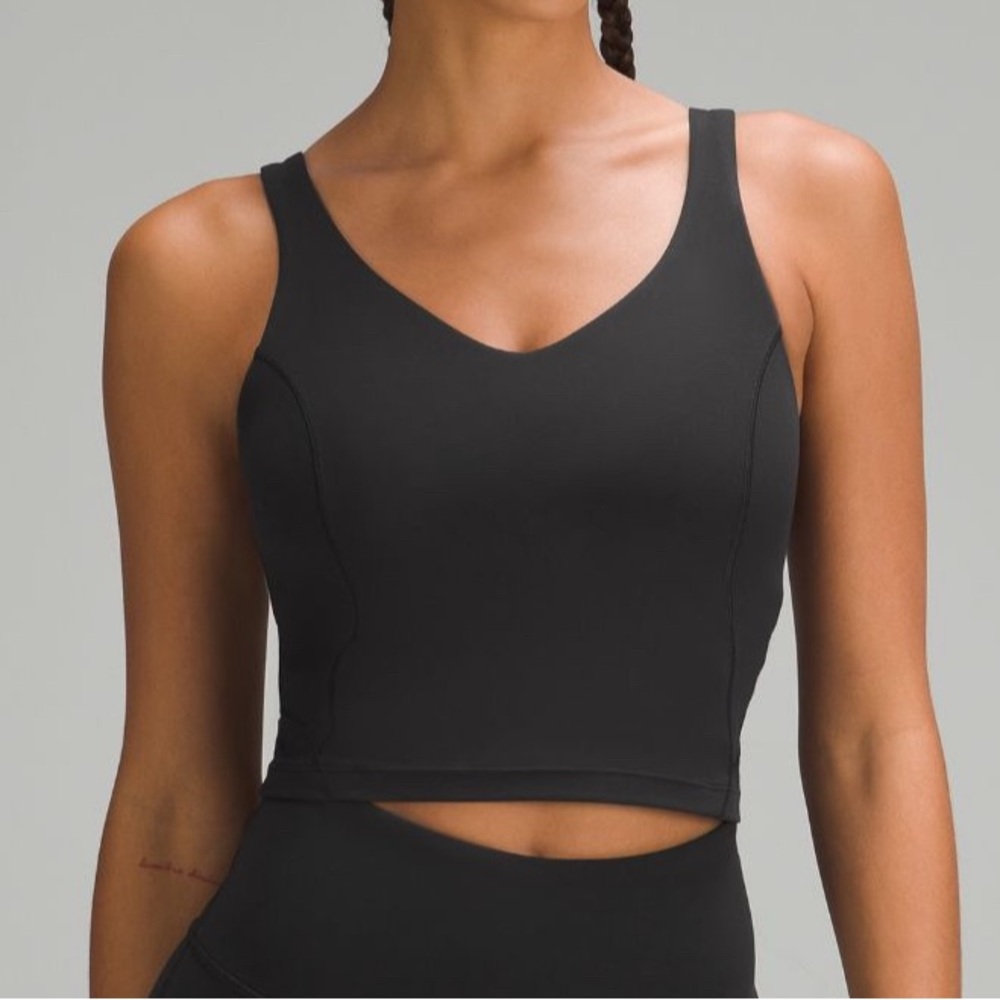 lululemon align crop black size 6 but fit like a 2